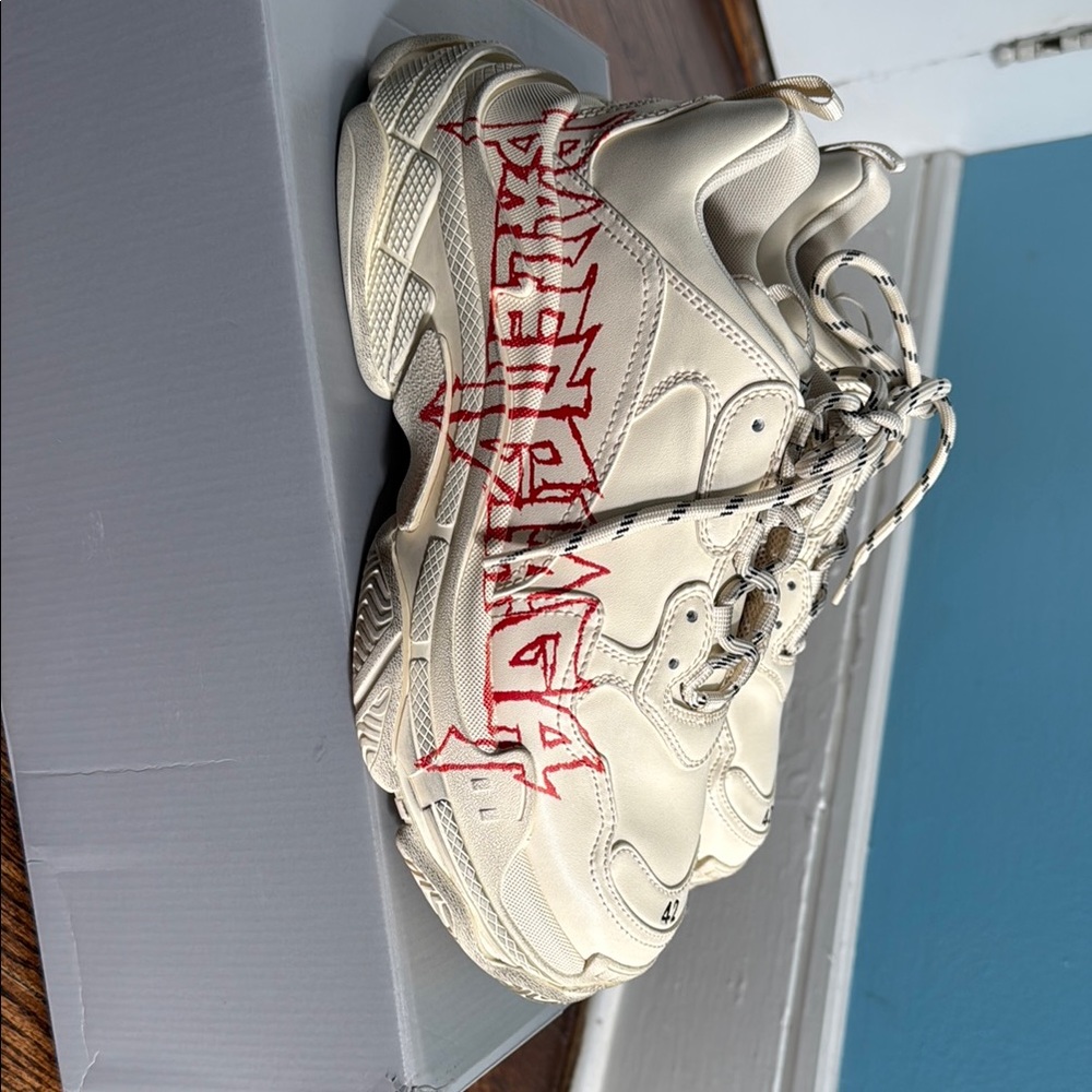 Balenciaga Cream Sneakers with Red Logo